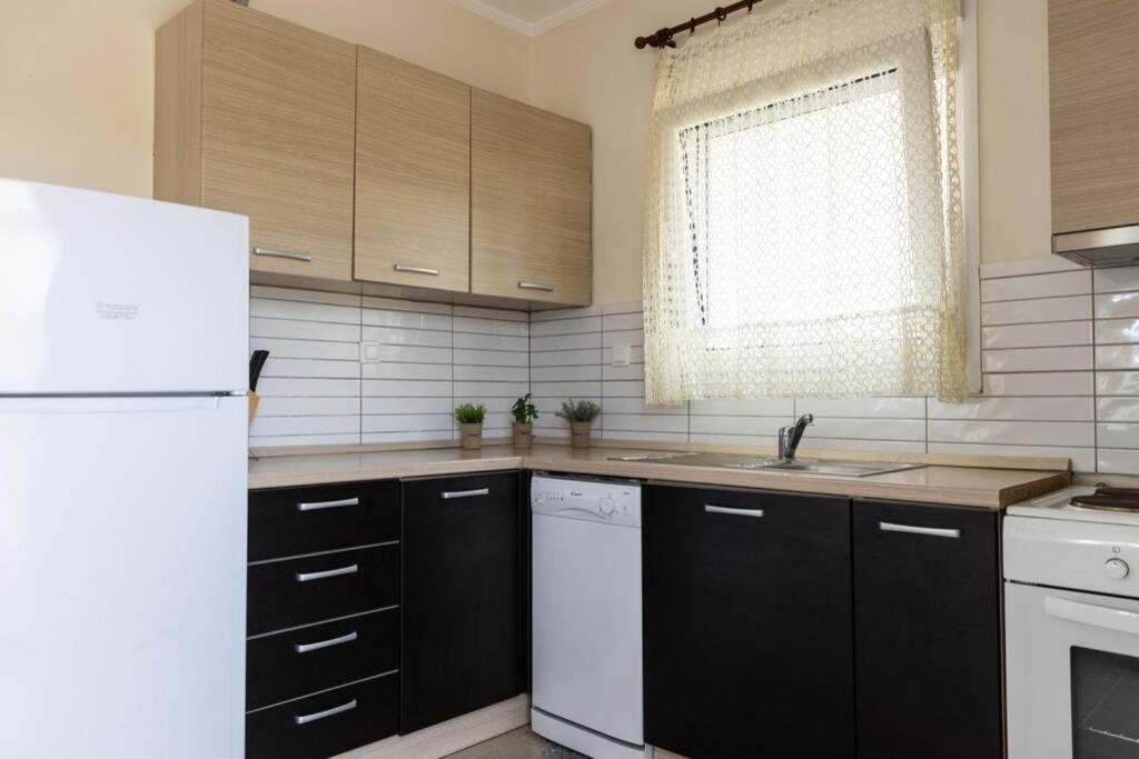 Port View House-Comfy Family Apartment-Panoramic View Неа-Перамос Экстерьер фото